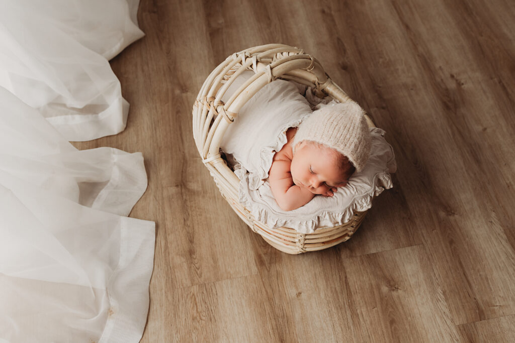Your Trusted Gold Coast QLD Newborn Photographer Choice for Timeless Memories